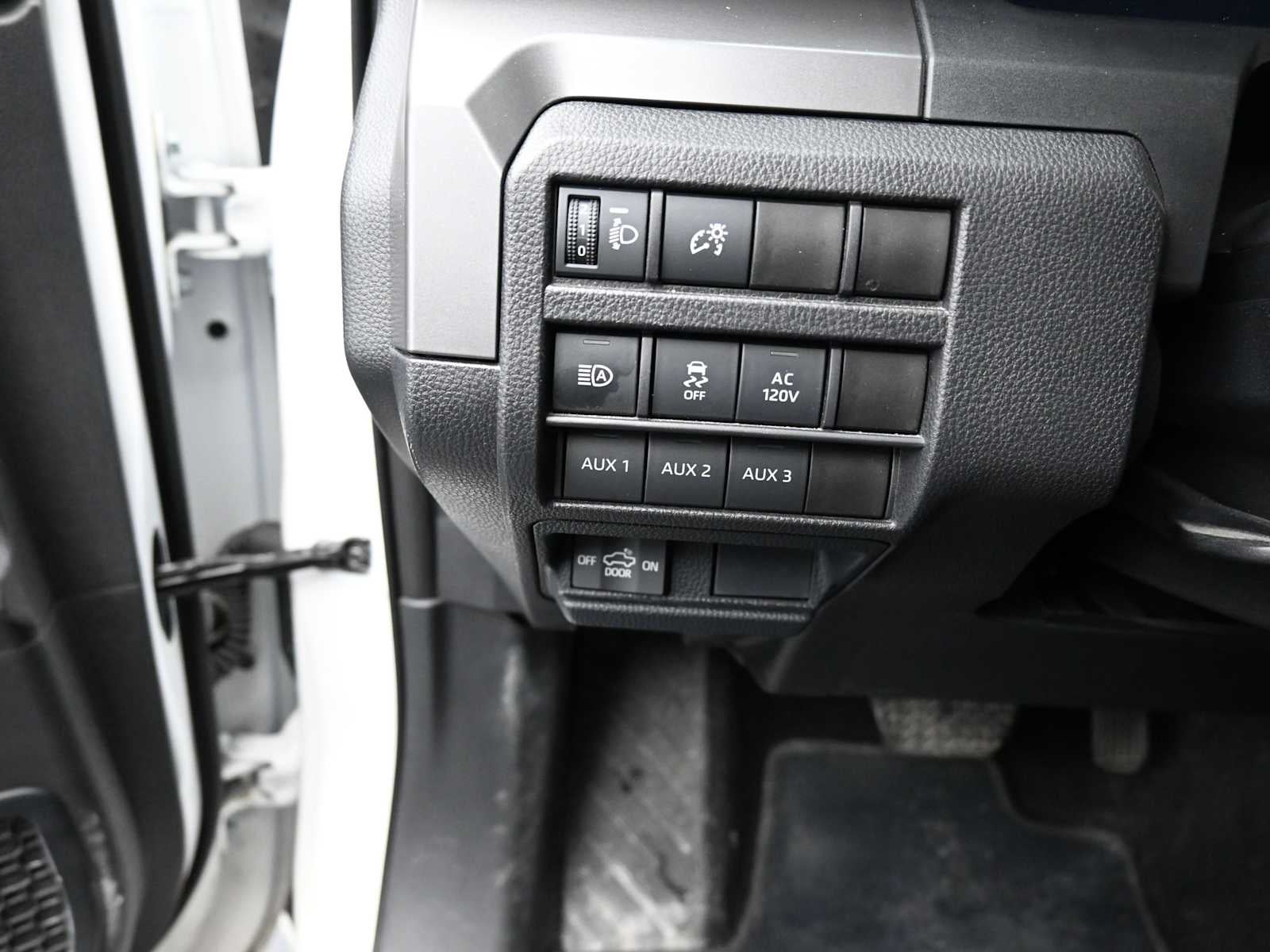 2024 Toyota Tacoma 4WD SR5