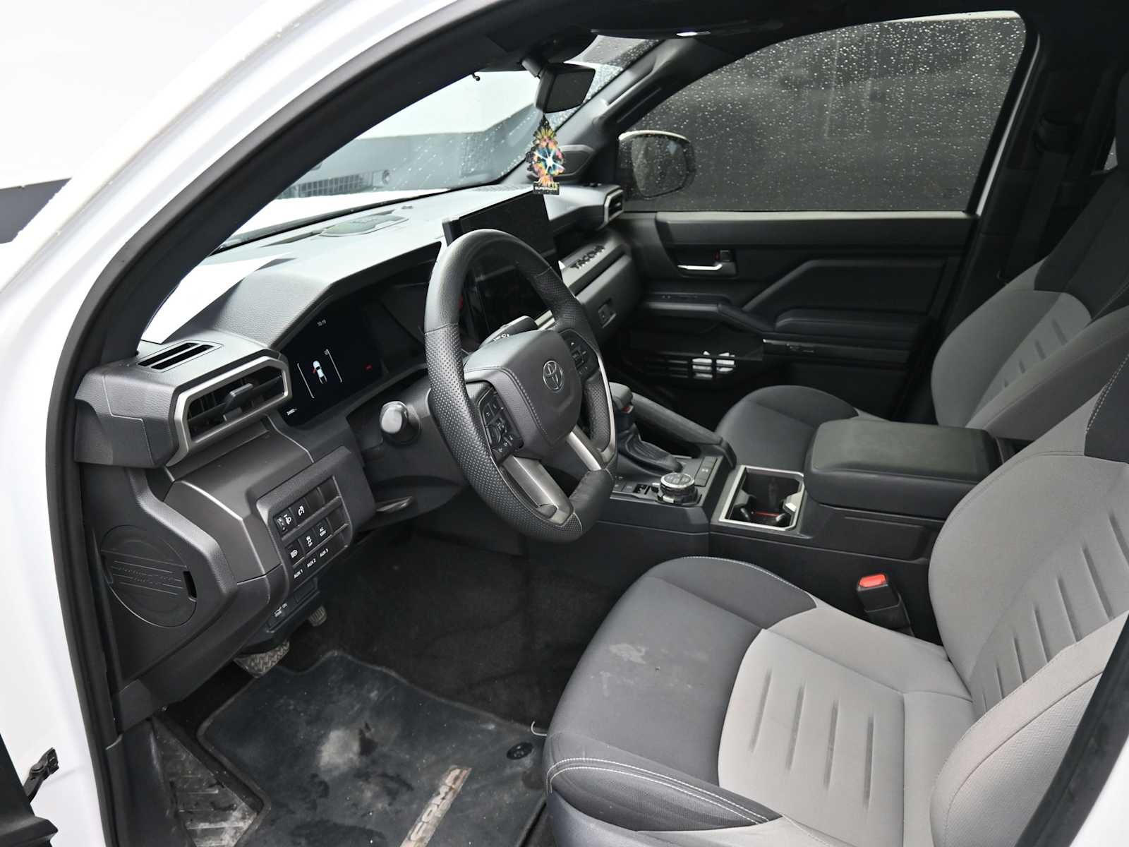 2024 Toyota Tacoma 4WD SR5