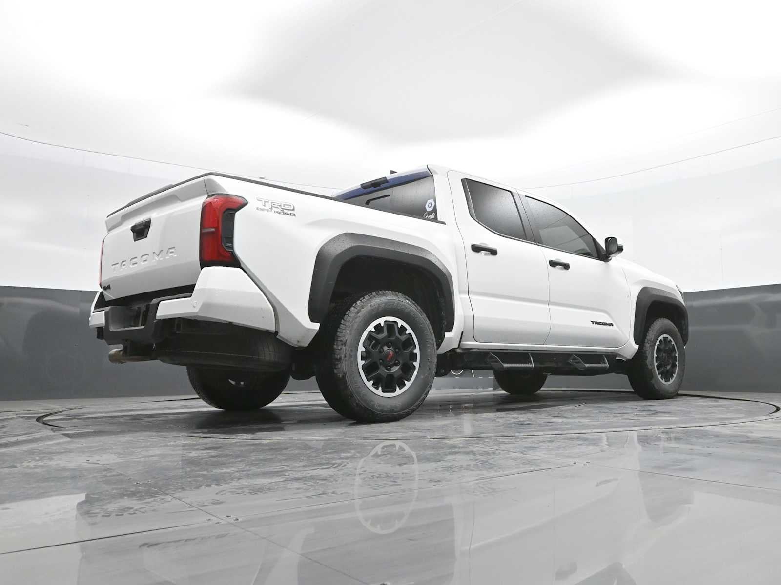 2024 Toyota Tacoma 4WD SR5