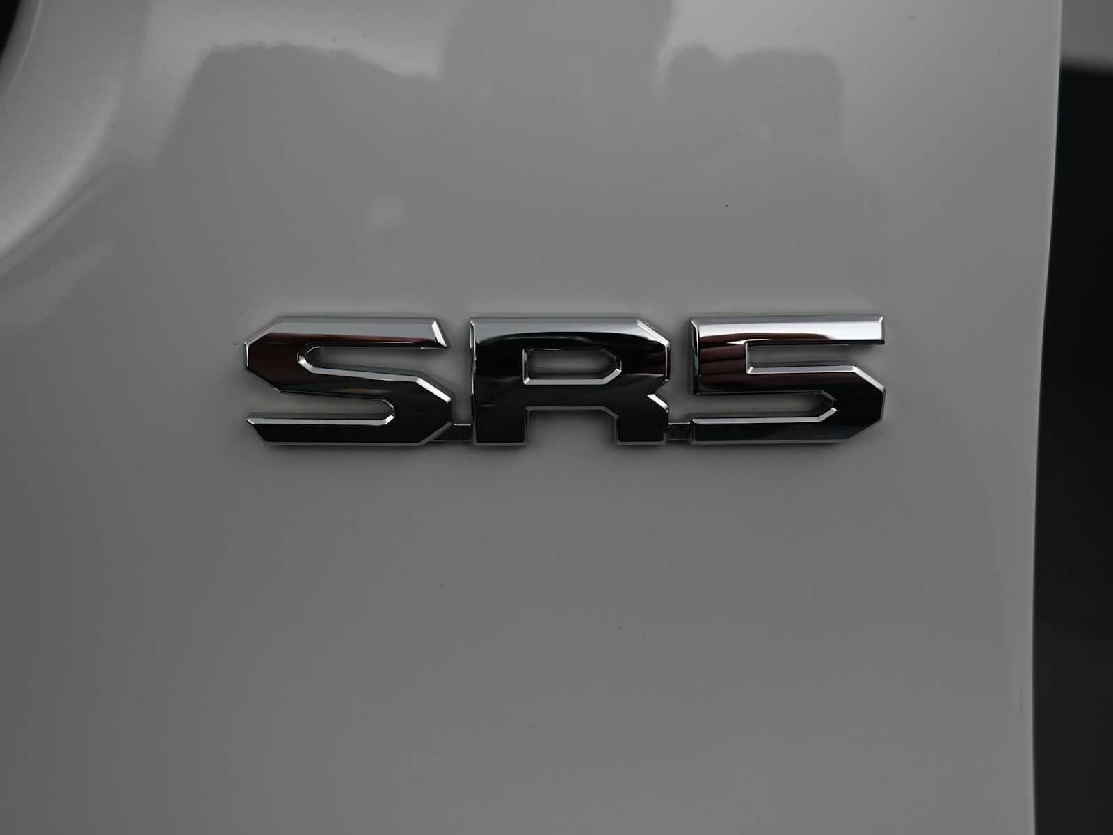 2024 Toyota Tacoma 4WD SR5