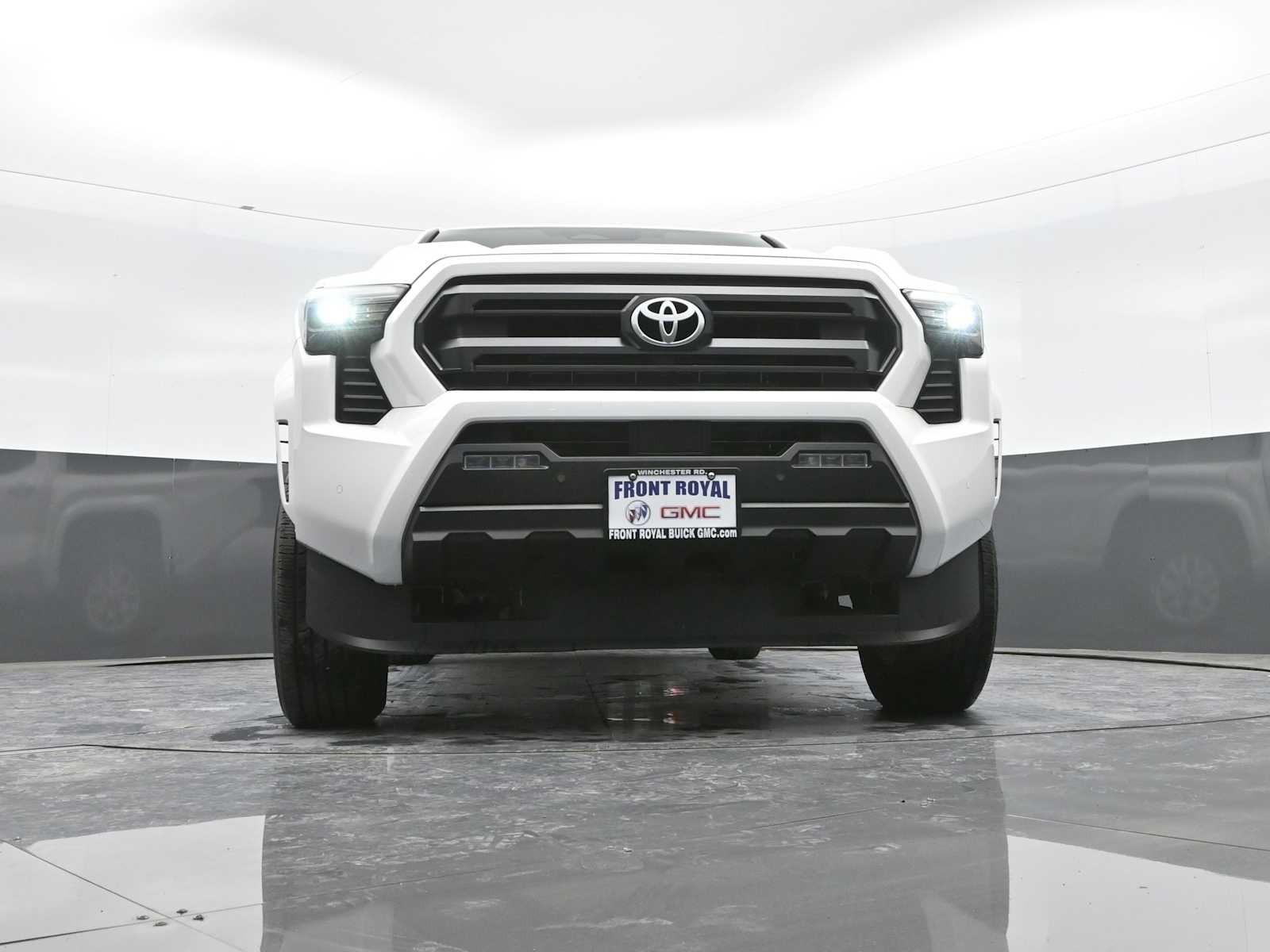 2024 Toyota Tacoma 4WD SR5