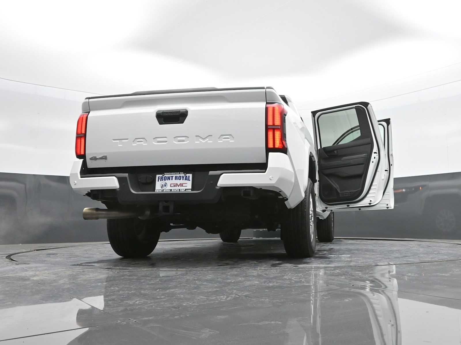 2024 Toyota Tacoma 4WD SR5