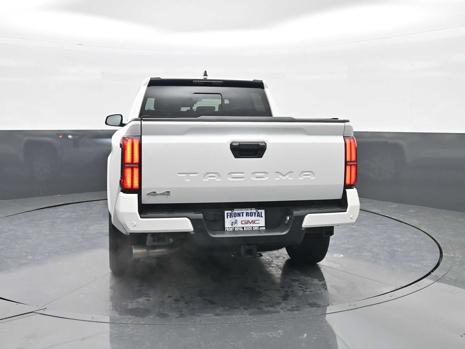 2024 Toyota Tacoma 4WD SR5