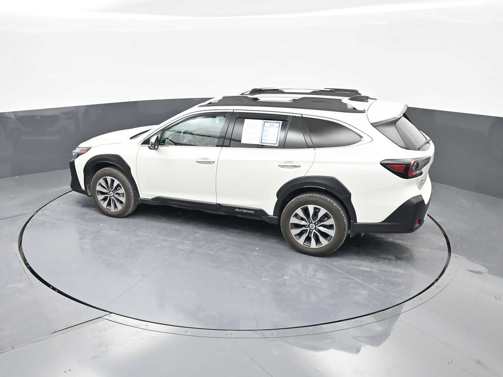 2023 Subaru Outback Touring XT