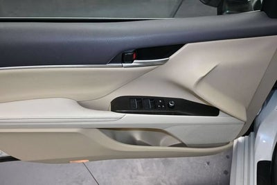 2024 Toyota Camry Hybrid XLE