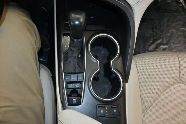2024 Toyota Camry Hybrid XLE