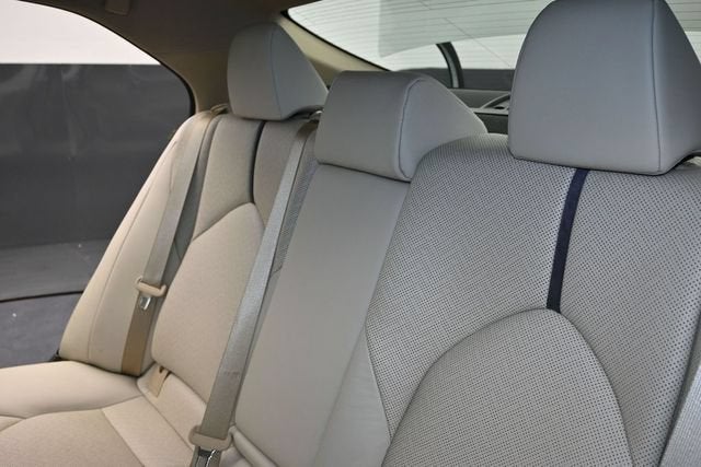 2024 Toyota Camry Hybrid XLE