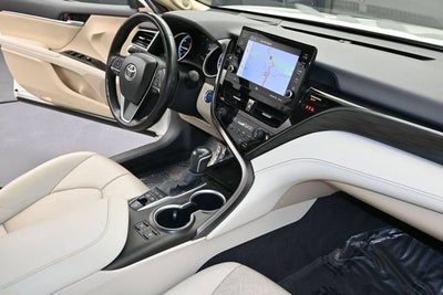 2024 Toyota Camry Hybrid XLE