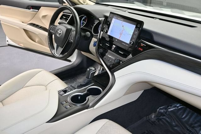 2024 Toyota Camry Hybrid XLE