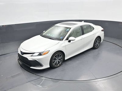 2024 Toyota Camry Hybrid XLE