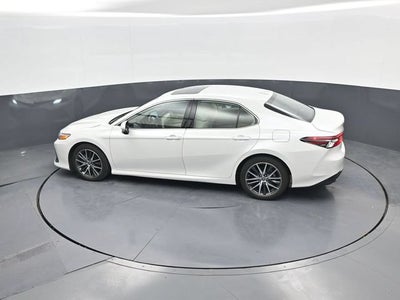 2024 Toyota Camry Hybrid XLE