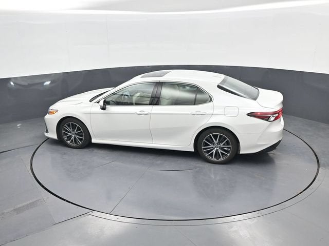 2024 Toyota Camry Hybrid XLE