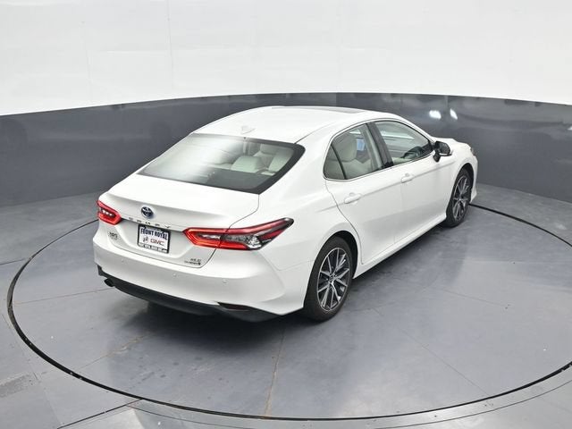 2024 Toyota Camry Hybrid XLE