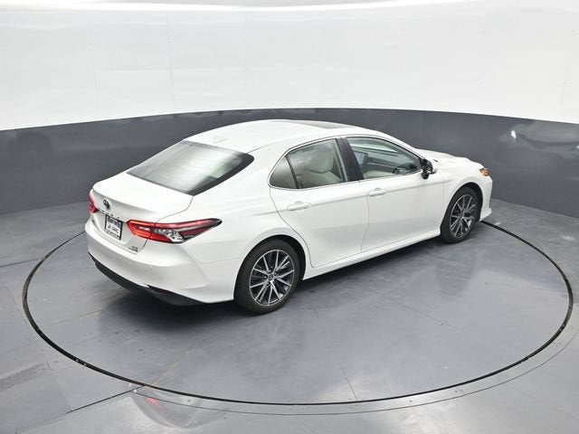 2024 Toyota Camry Hybrid XLE
