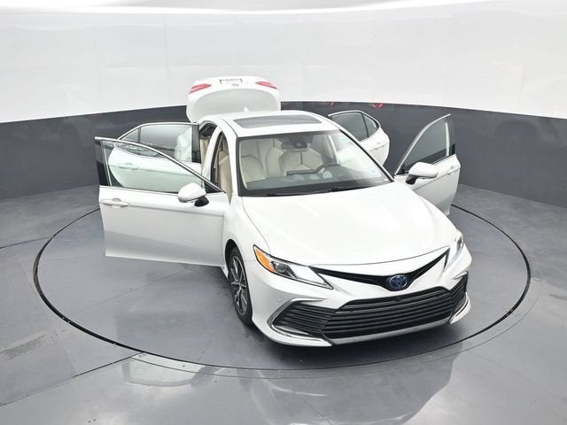 2024 Toyota Camry Hybrid XLE