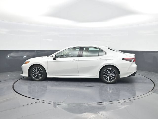 2024 Toyota Camry Hybrid XLE