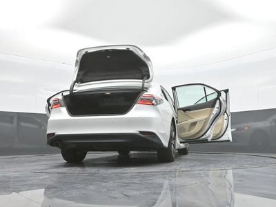 2024 Toyota Camry Hybrid XLE