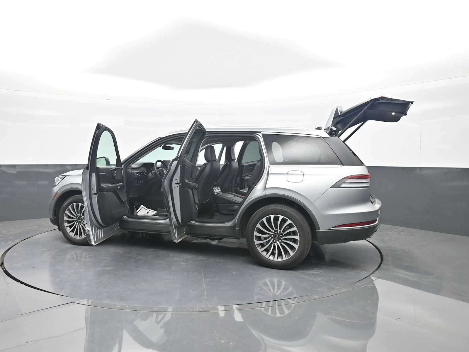 2023 Lincoln Aviator Standard