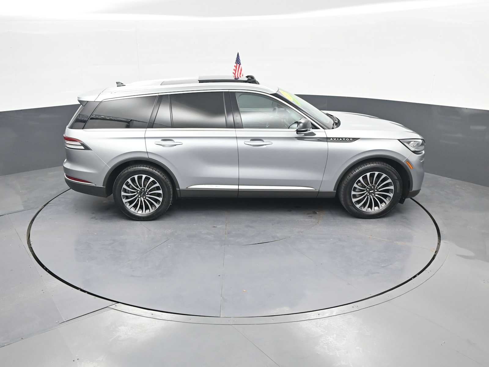 2023 Lincoln AVIATOR Base