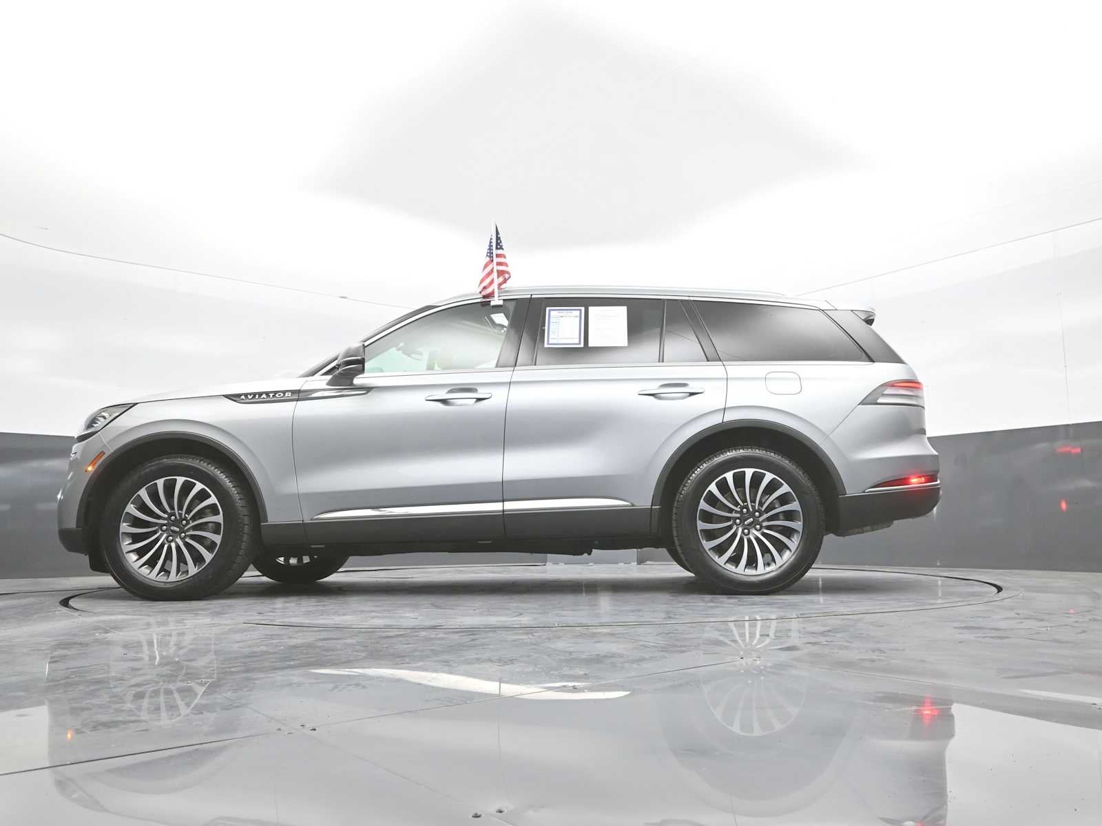 2023 Lincoln AVIATOR Base