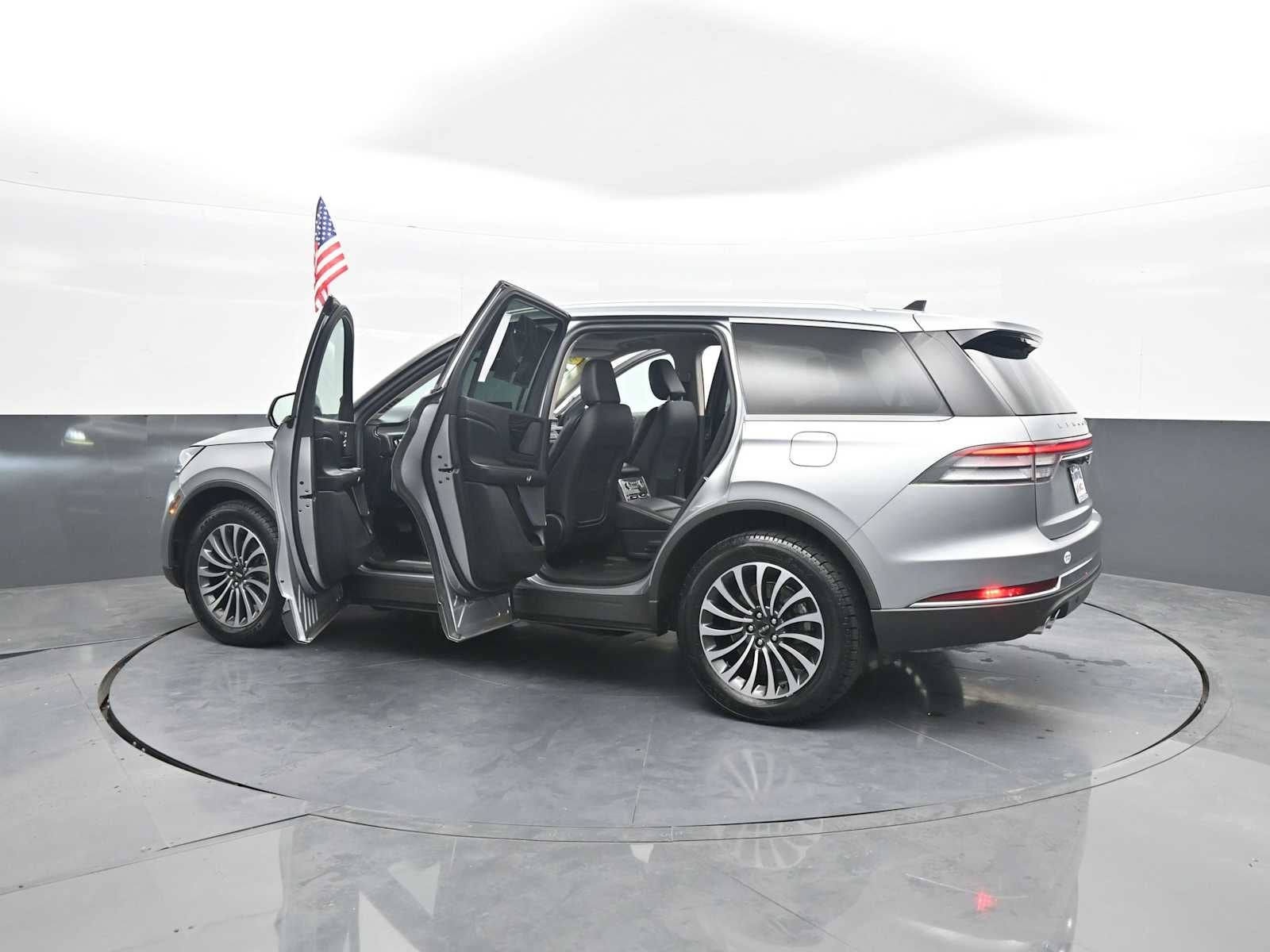 2023 Lincoln AVIATOR Base