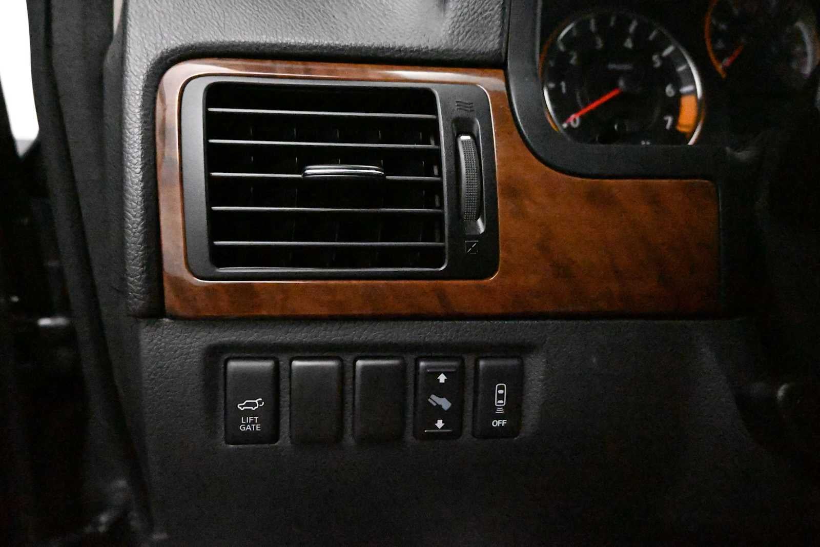 2015 Nissan Armada SL