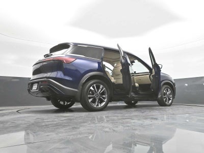 2023 INFINITI QX60 LUXE Base