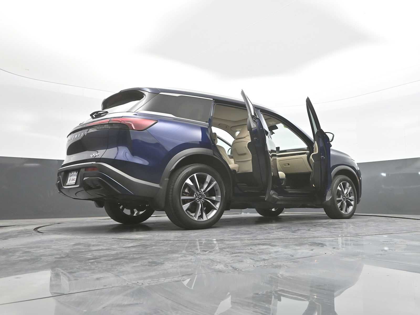 2023 INFINITI QX60 LUXE Base
