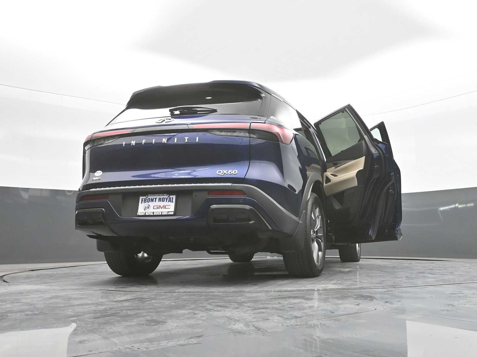 2023 INFINITI QX60 LUXE Base