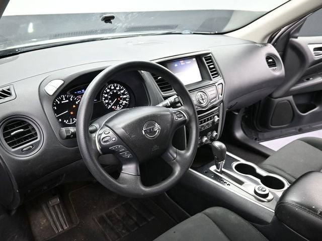 2020 Nissan Pathfinder S