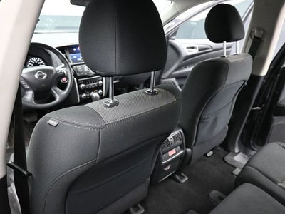 2020 Nissan Pathfinder S