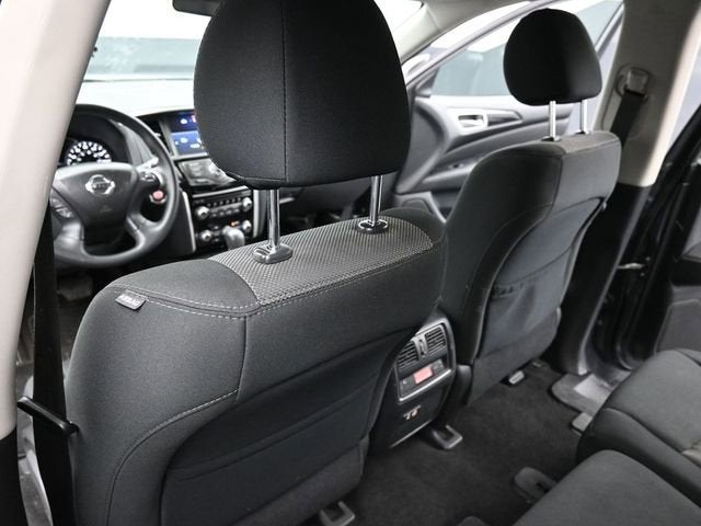 2020 Nissan Pathfinder S