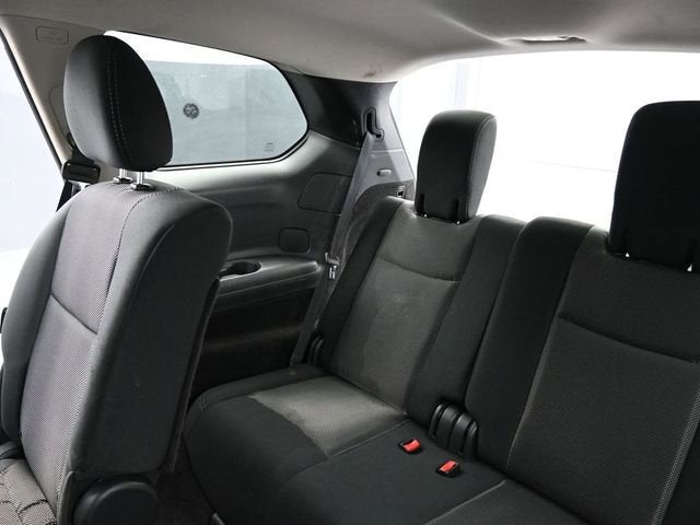 2020 Nissan Pathfinder S