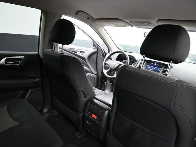 2020 Nissan Pathfinder S