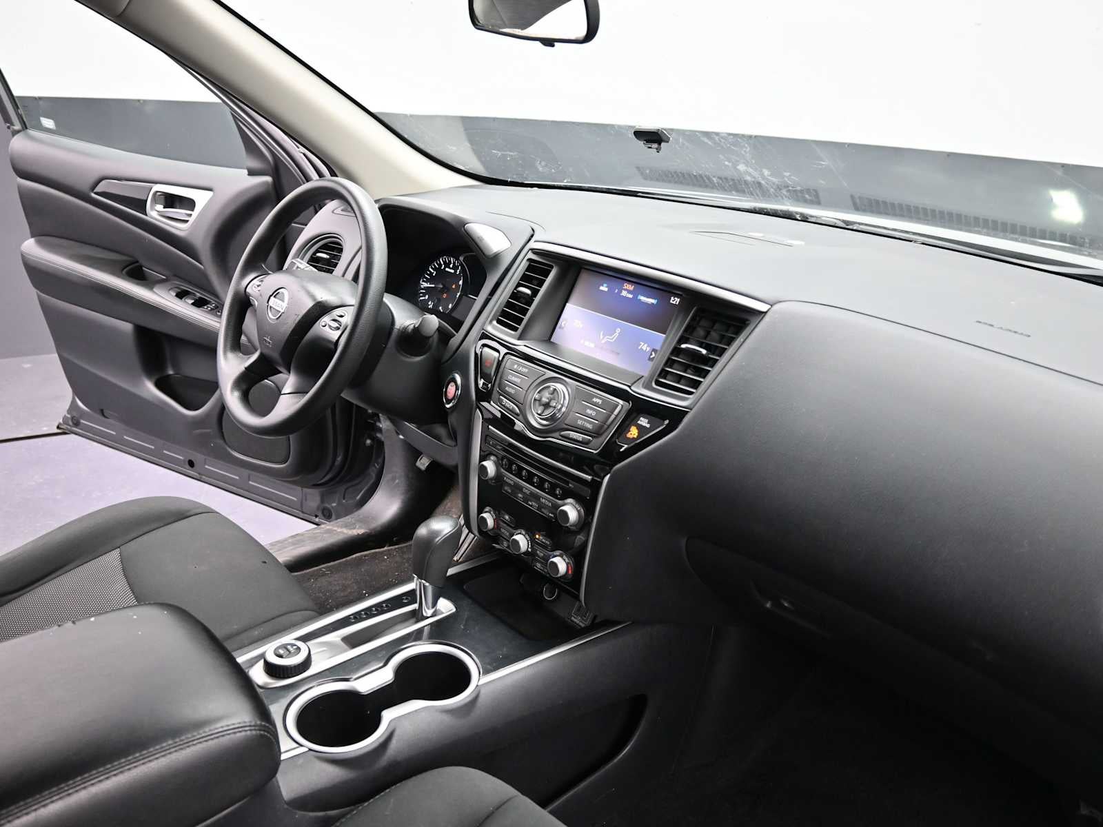 2020 Nissan Pathfinder S