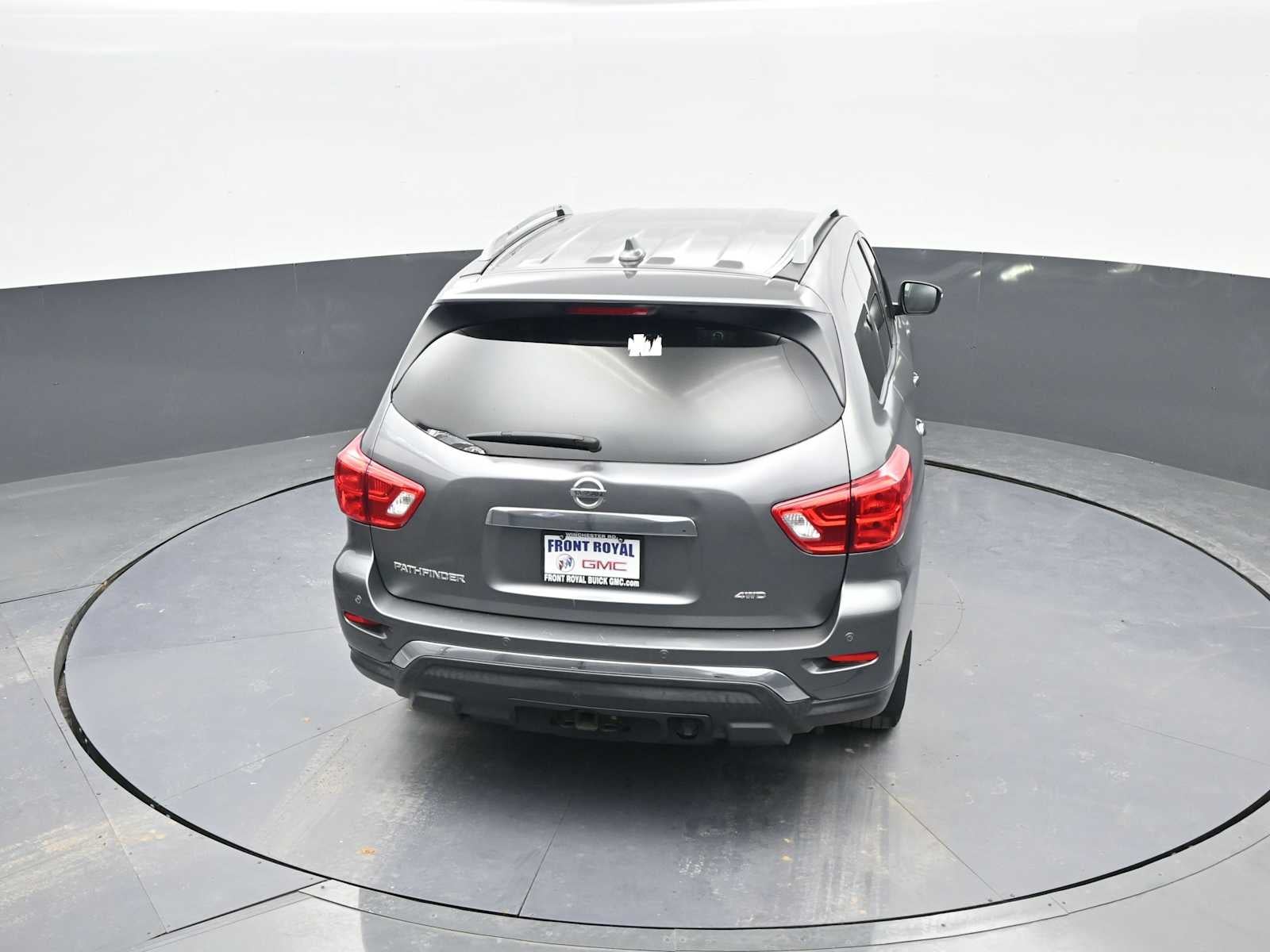 2020 Nissan Pathfinder S