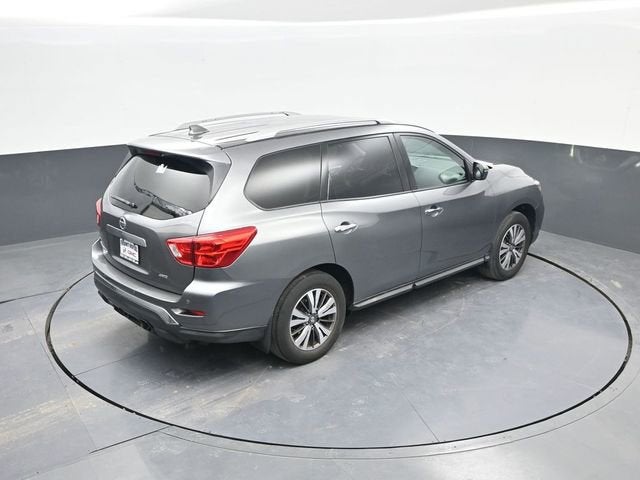 2020 Nissan Pathfinder S