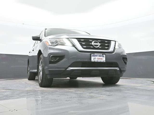 2020 Nissan Pathfinder S