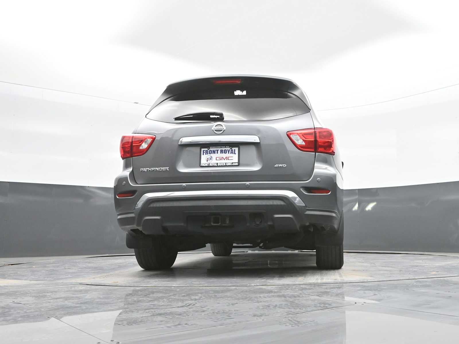 2020 Nissan Pathfinder S