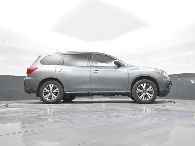 2020 Nissan Pathfinder S