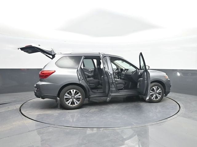 2020 Nissan Pathfinder S