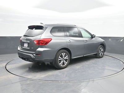 2020 Nissan Pathfinder S