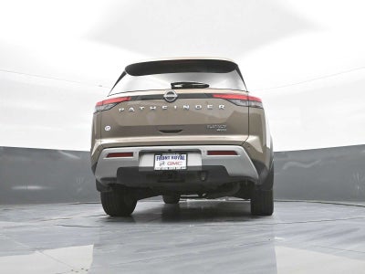 2023 Nissan Pathfinder Platinum