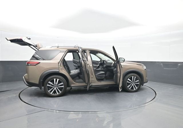 2023 Nissan Pathfinder Platinum - Photo 48