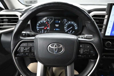 2022 Toyota Tundra 4WD SR5