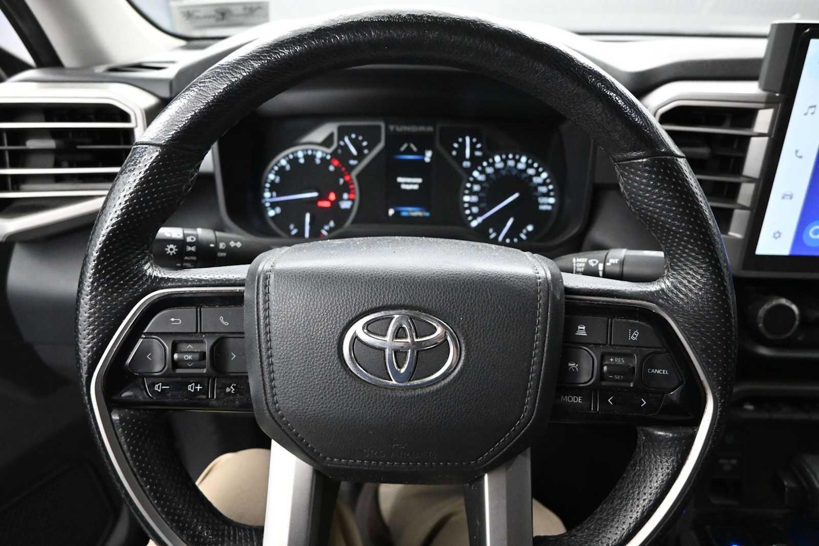 2022 Toyota Tundra 4WD SR5