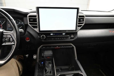 2022 Toyota Tundra 4WD SR5