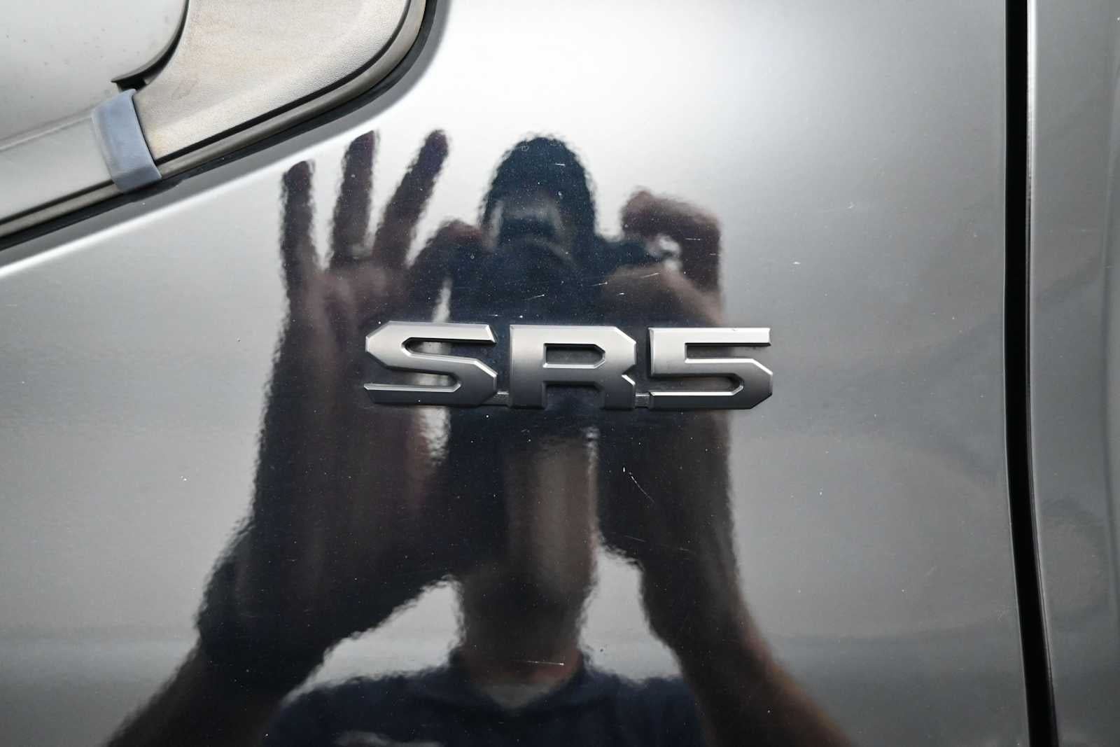 2022 Toyota Tundra 4WD SR5
