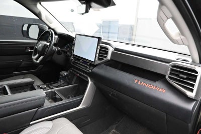 2022 Toyota Tundra 4WD SR5