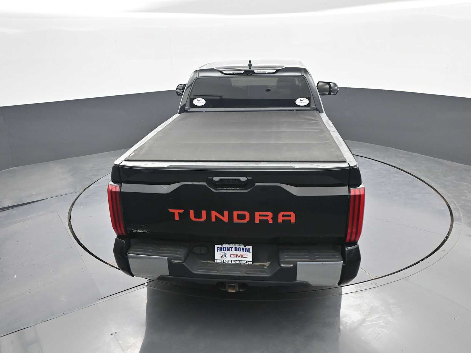 2022 Toyota Tundra 4WD SR5